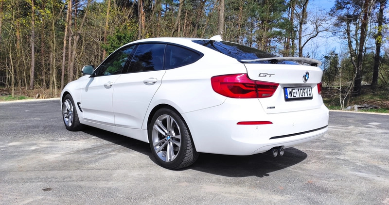 BMW Seria 3 cena 88900 przebieg: 136300, rok produkcji 2018 z Czersk małe 137